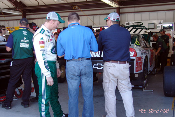 NASCAR_SAVEMART_350_06-21-08_003