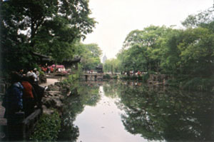 CHINA 557