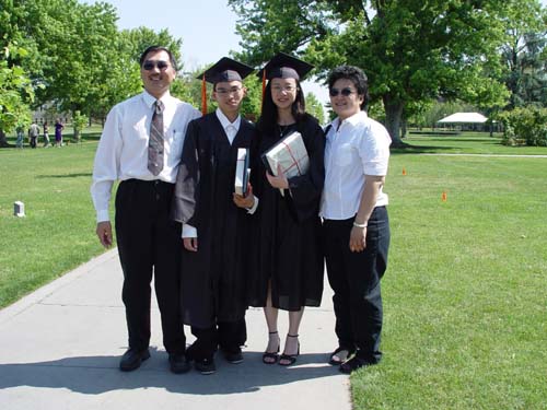 GRADUATION ASIAN OUTSIDE 04
