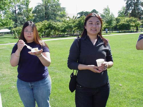 GRADUATION ASIAN OUTSIDE 26