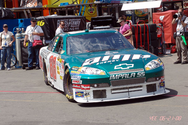 NASCAR_SAVEMART_350_06-21-08_038