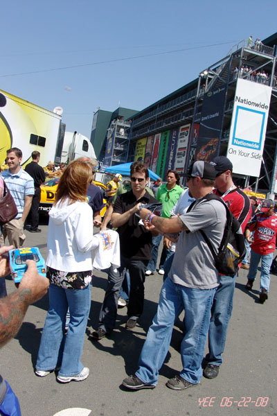 NASCAR_SAVEMART_350_06-22-08_014