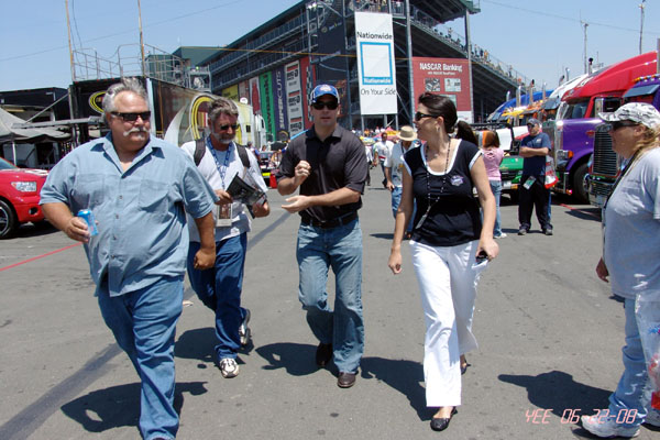 NASCAR_SAVEMART_350_06-22-08_030