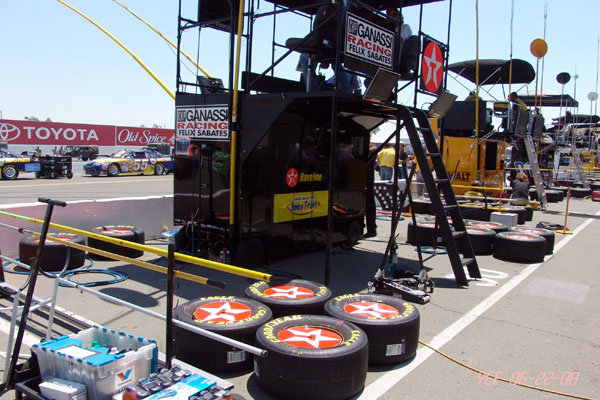 NASCAR_SAVEMART_350_06-22-08_049