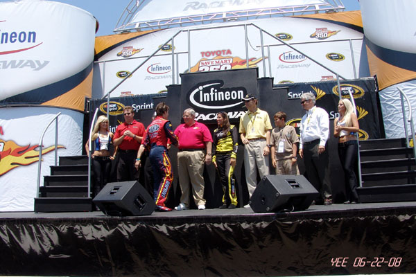 NASCAR_SAVEMART_350_06-22-08_159