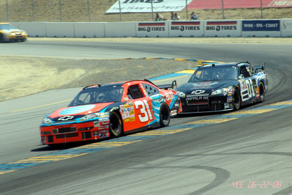 NASCAR_SAVEMART_350_06-22-08_255