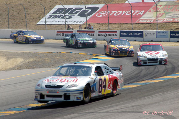 NASCAR_SAVEMART_350_06-22-08_257