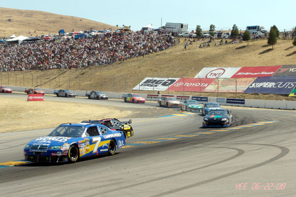 NASCAR_SAVEMART_350_06-22-08_318