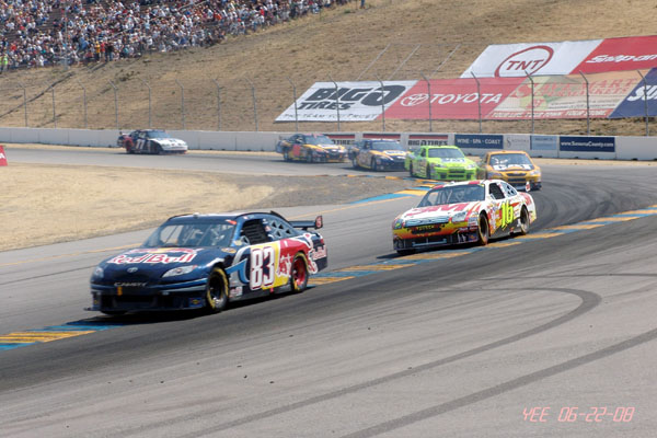 NASCAR_SAVEMART_350_06-22-08_325