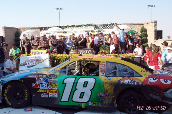 NASCAR_SAVEMART_350_06-22-08_383