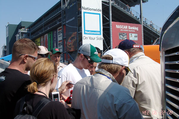 NASCAR_SAVEMART_350_06-22-08_406