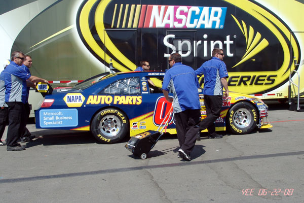 NASCAR_SAVEMART_350_06-22-08_408