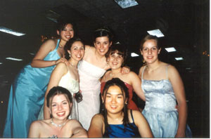 GIRLS DANCE 2