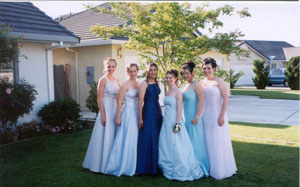 GIRLS YARD 1
